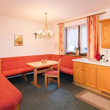 Appartementhaus شقة *