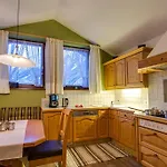 Appartementhaus * Лангенфельд
